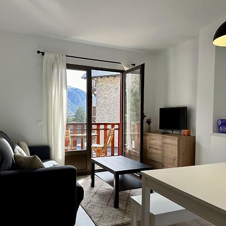 Tebarray ☆ Increibles Vistas, Terraza Y Garaje - Pirineos360 Apartment Sallent de Gállego Екстериор снимка
