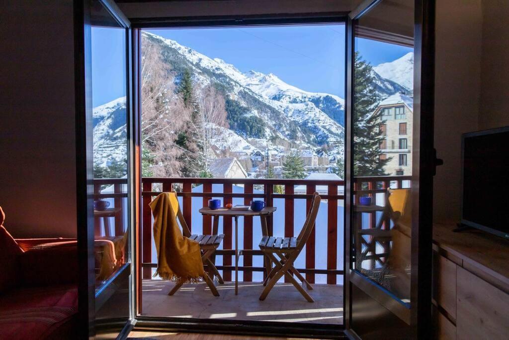Tebarray ☆ Increibles Vistas, Terraza Y Garaje - Pirineos360 Apartment Sallent de Gállego Екстериор снимка